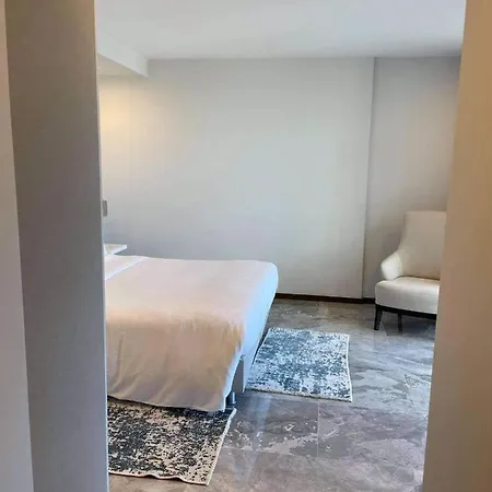 别墅 Ultra Luxury Villa With Private Jacuzzy And Beach/Oms